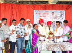 जालिंदर हिलेचा गोंदोशी गावाच्या वतीने भव्य सत्कार jalindar hile-hsc first in taluka in commerce-image